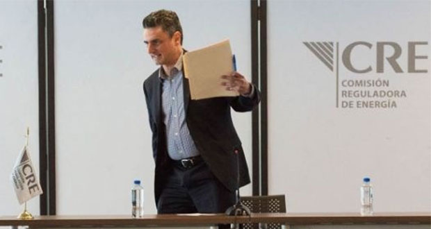 Guillermo García renuncia como comisionado presidente de CRE