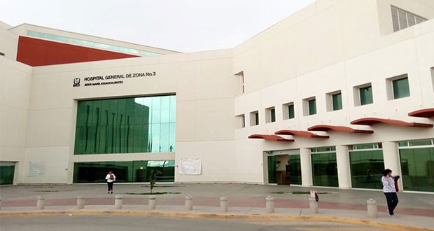Extraen y reimplantan útero con feto para retirar tumor a embarazada