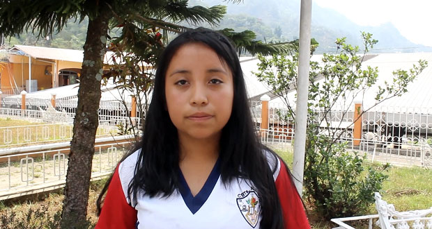 Estudiantes de Huitzilan se unen a lucha por el pago de becas