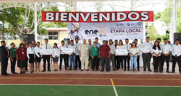 Participan 32 proyectos en evento tecnológico de Tecomatlán