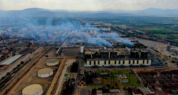 Gobierno regresa al estado planta de hidrogeno de refinería de Pemex. Foto: MCCI