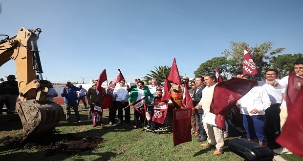 San Andrés Cholula invierte 9 mdp en cancha de fútbol y pista