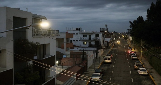 16% de avance lleva cambio de luminarias en 11 colonias