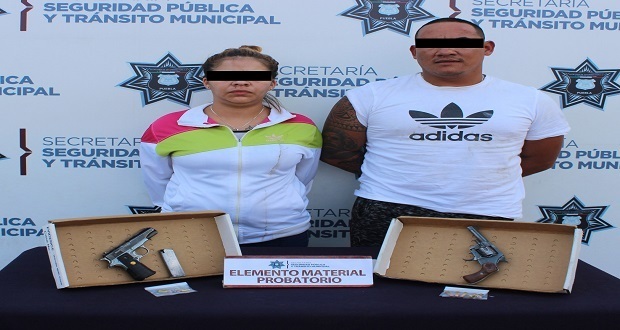 Aprehenden a hombre y mujer por diversos delitos en San Manuel