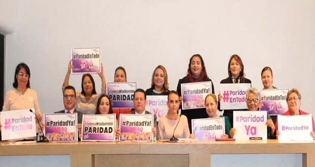 Red Plural presenta iniciativa para garantizar paridad de género en Puebla