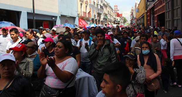Antorchistas marchan para exigir servicios y obras en Puebla capital