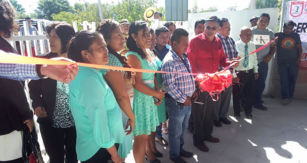 Comuna de Ixcaquixtla inaugura cercado perimetral de preescolar