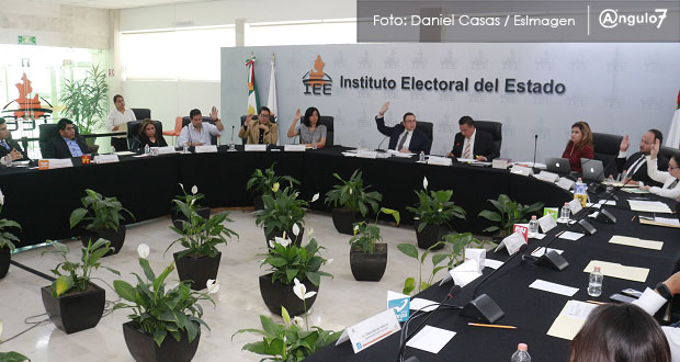 IEE aplica multas de 3.2 mdp a 7 partidos por anomalías en fiscalización