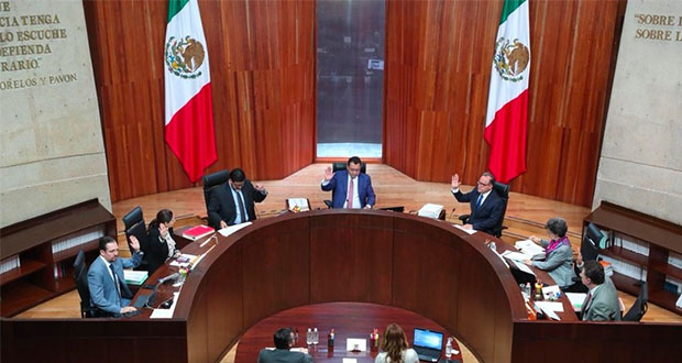 Ordenan a INE admitir denuncia del PAN por evento de Barbosa