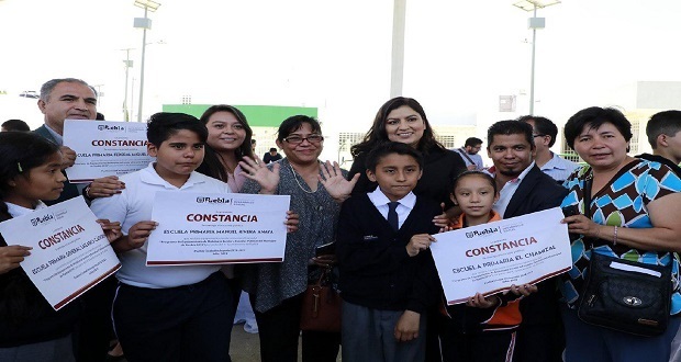 Con 6 mdp, Comuna de Puebla equipa escuelas en 8 juntas auxiliares