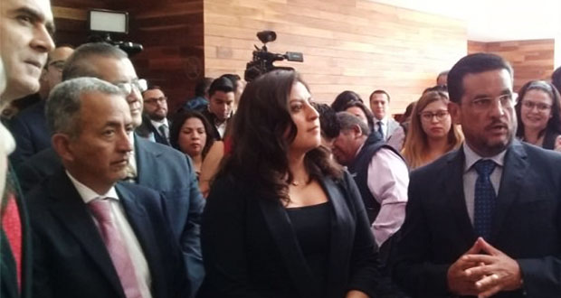 Una escolta de Rivera agrede a reportera en entrevista a medios: periodistas