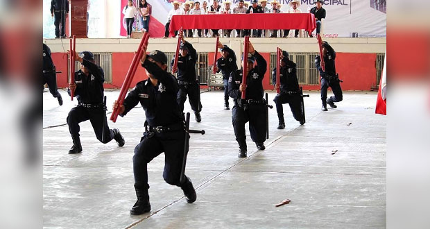 Egresa en Huitzilan otra generación de policías capacitados