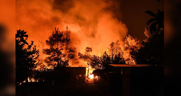 Grecia declara estado de emergencia por incendios en la isla Evia