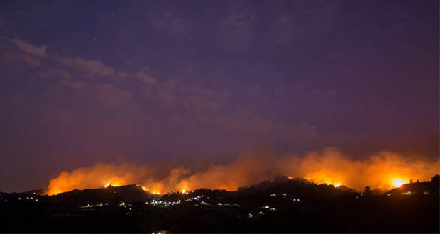 Incendio sin control en Gran Canaria arrasa con la isla