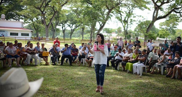 Ivonne Ortega se compromete a terminar con imposiciones en PRI