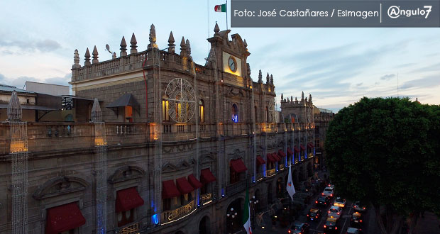 17 Hermanamientos de Puebla, sólo para la foto; Rivera firma con Cartagena