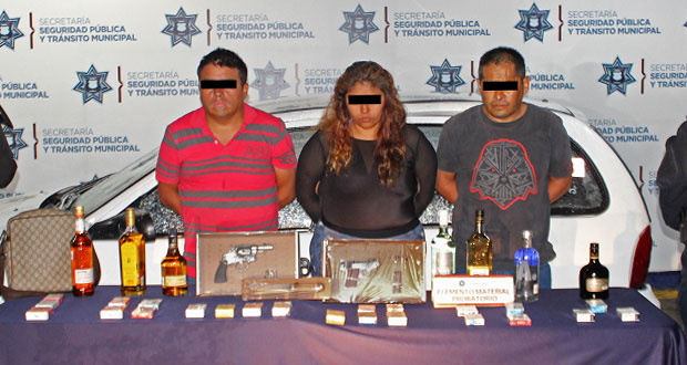 Desarticulan banda de 6 probables asaltantes de negocio y vehículo