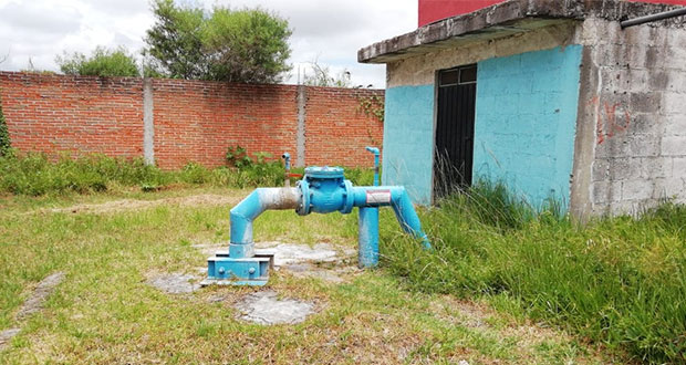Agua de Puebla cobra a vecinos de Romero Vargas por drenaje que colapsa