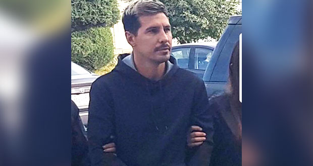 Dan 14 años de prisión a exjugador de Lobos por violar a su ahijada