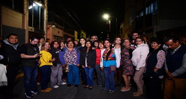 Ayuntamiento moderniza luminarias en colonia Chula Vista