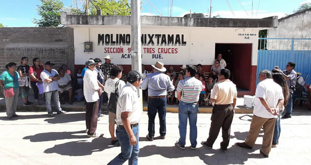 Entregan pintura para dar mantenimiento a guarniciones en Acatlán