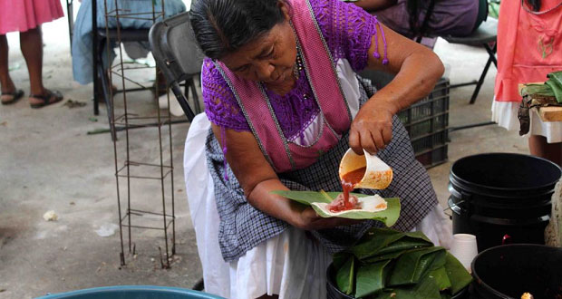 40 mil tamales en Huitzilan, tradición en la Feria de Huitzilan