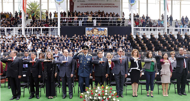 Barbosa anuncia relanzamiento de subsistema de centros escolares