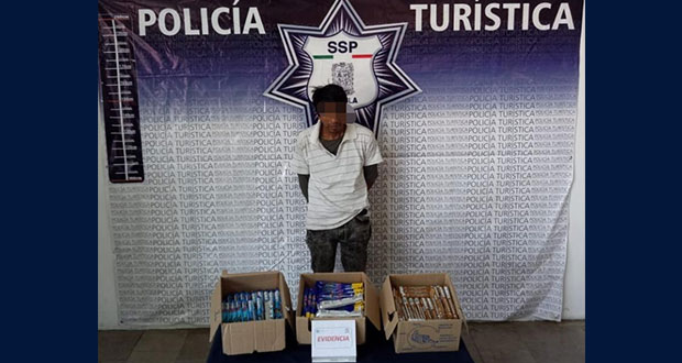 Detienen a hombre en Centro Histórico por robar mercancía a repartidor