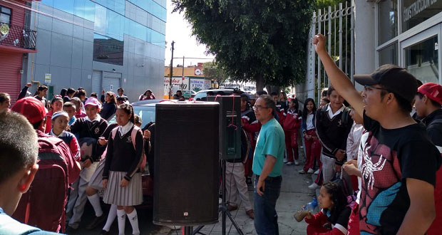 Exigen reconstrucción de aulas dañadas en 4 escuelas de Puebla