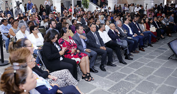 Expertos discuten consultas ciudadanas en 1er foro para ley estatal