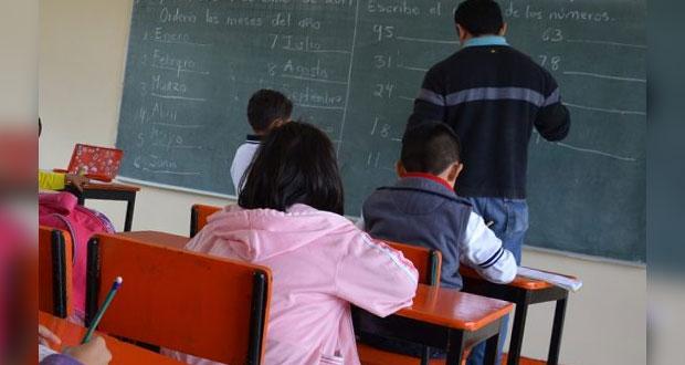SEP espera llegar a 650 mil maestros basificados a finales de 2022