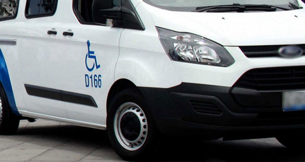 14 firmas van por licitación de camionetas adaptadas; 2 ya han tenido contratos