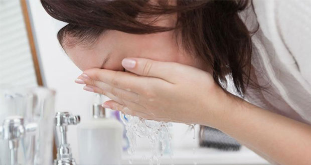 ¿Sabes cuántas veces al día debes lavarte la cara?