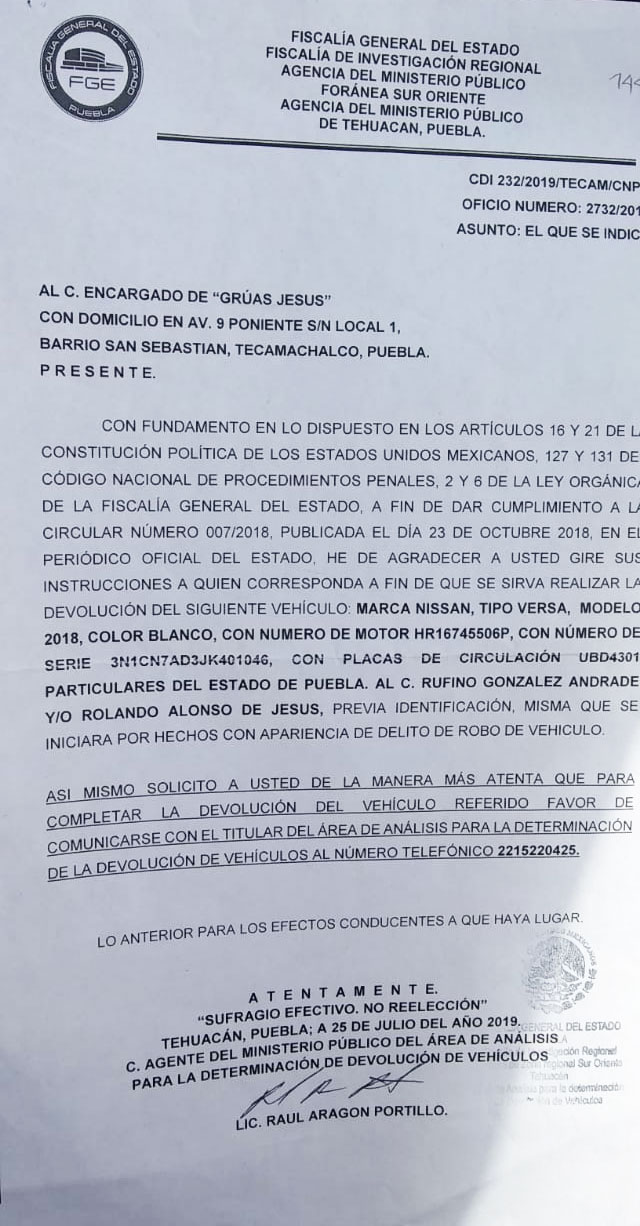 Continúan abusos de grúas para arrastre de vehículos robados en Tecamachalco