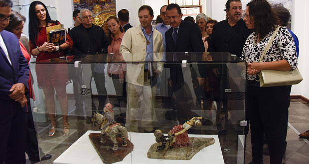 En Casa de los Muñecos, exponen 40 piezas de artista poblano