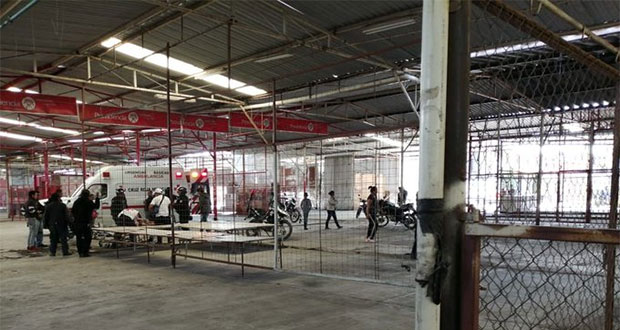 Balean a hombre dentro de tianguis de Texmelucan