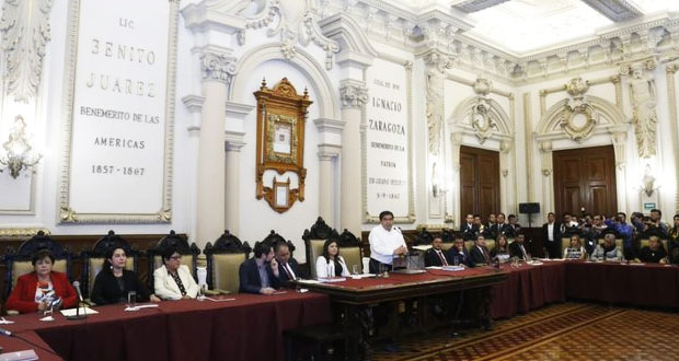 Barbosa pide a Rivera denunciar irregularidades de gobierno anterior