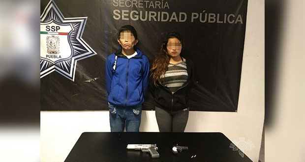 Detienen en Clavijero a 2 personas por portación de arma de fuego