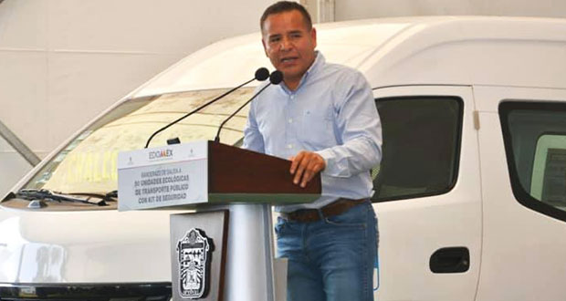 Balean a edil de Valle de Chalco tras salir de evento