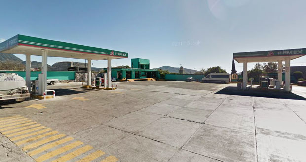 Gasolinera de Acajete “que más roba en el país” sigue dando litros incompletos