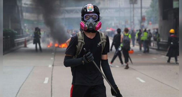 En Hong Kong, cárcel y multas por uso de máscaras en protestas