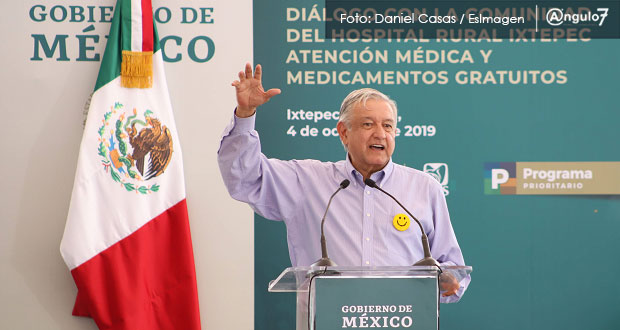 Al visitar Hospital de Ixtepec, AMLO garantiza abasto de medicinas y doctores
