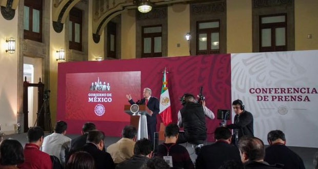 Que renuncien funcionarios y líderes sindicales investigados: AMLO