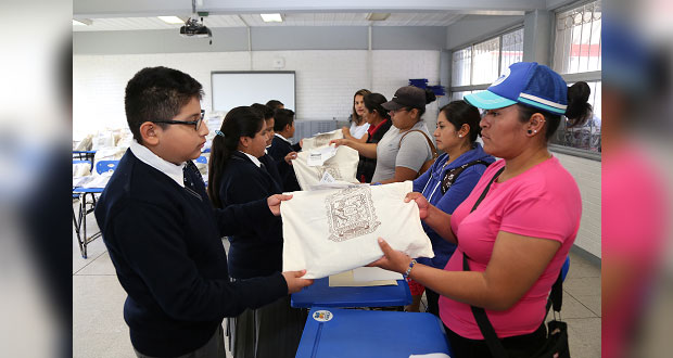 SEP entregará más de 794 mil paquetes de uniformes en Puebla