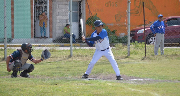Impulsa Antorcha béisbol para personas mayores en Izúcar