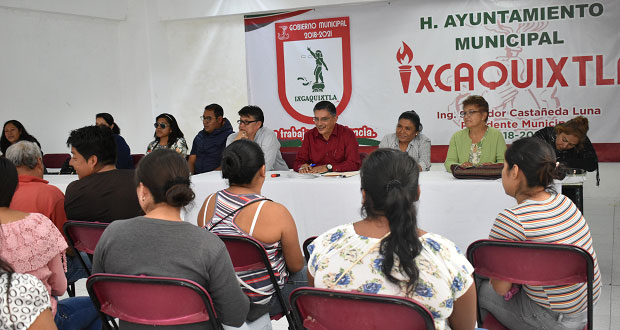 Preparan convenios para 6 desayunadores escolares en Ixcaquixtla