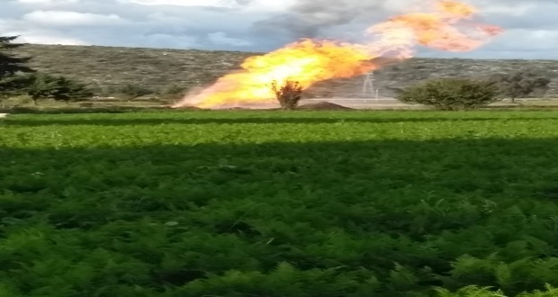 Para evaporar gas, prenden fuego controlado a fuga de Tepeaca