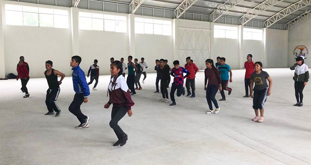Antorcha exhorta a jóvenes de Huauchinango a integrarse a su ballet