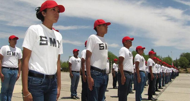 En Senado, PT propone servicio militar obligatorio para mujeres