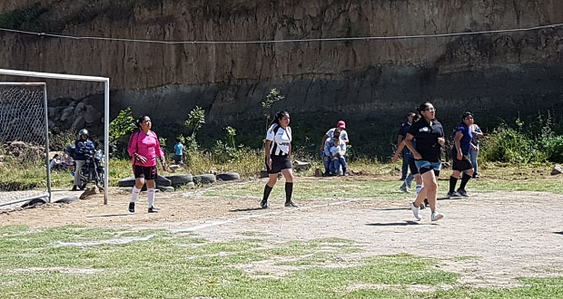 Inicia torneo de futbol rápido al norte de la ciudad de Puebla